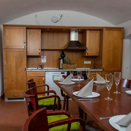 酒店 Gaestehaus - Alte Schule Gohlis 德累斯顿